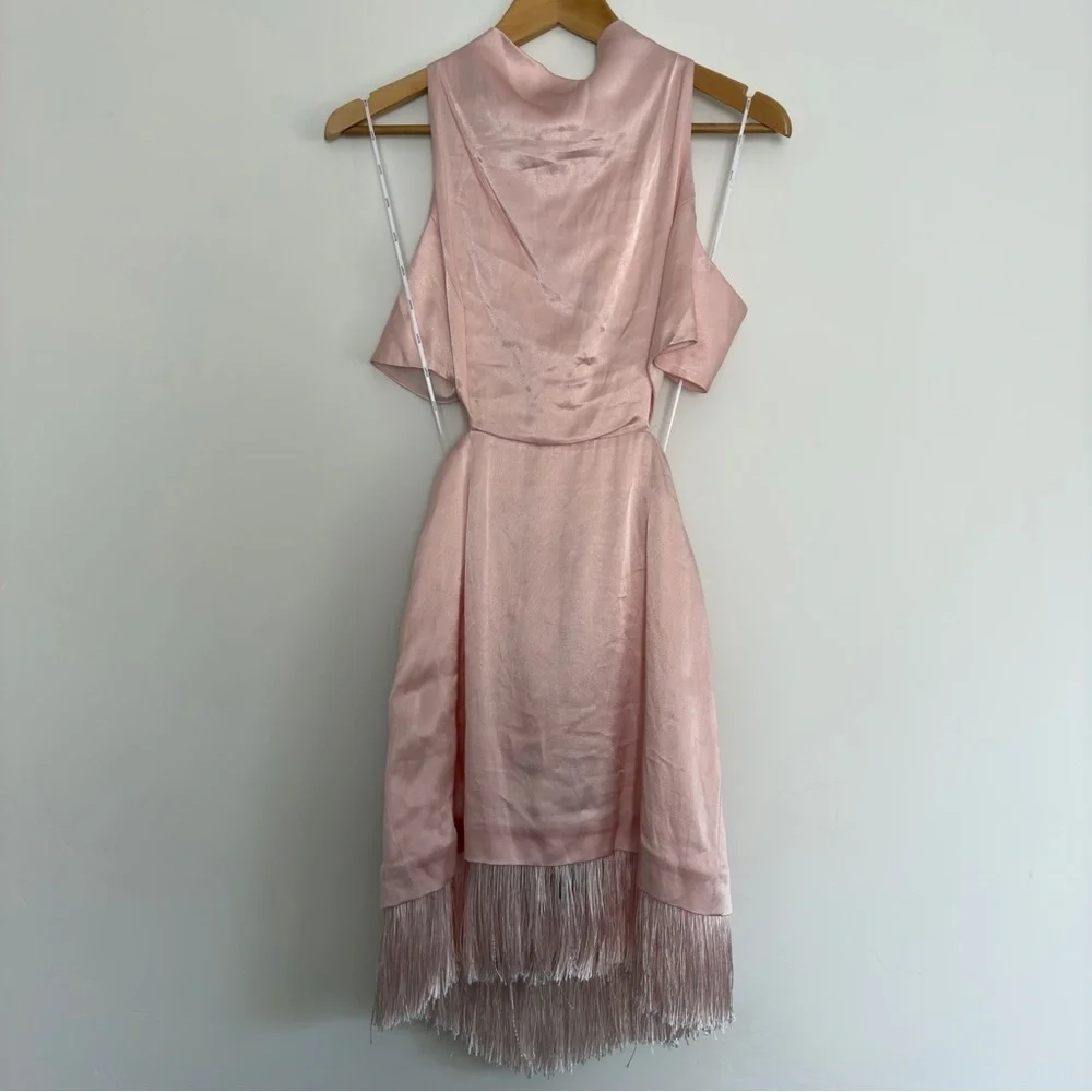 ELLIATT Leoni Shell Pink Mini Dress NWT Size S Rare